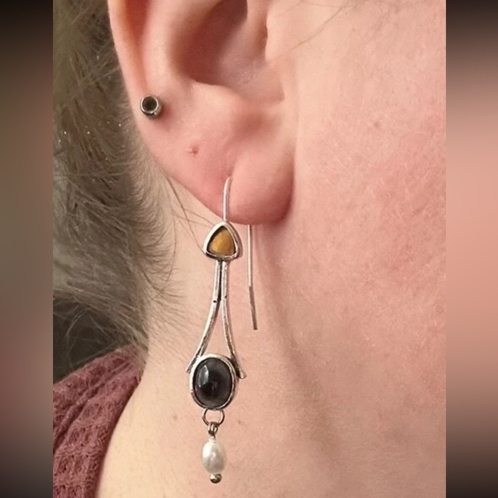 Faux Pearl Drop Earrings - Picture 3 of 12